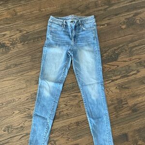 American Eagle Outfitters Light Blue Skinny Jeans